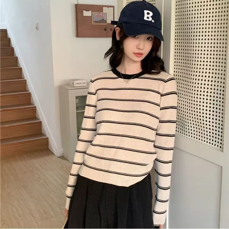 COSYEVNO 봄가을 여성 스트라이프 라운드넥 슬림핏 니트 티셔츠 BCXbzzs-7 25,800원