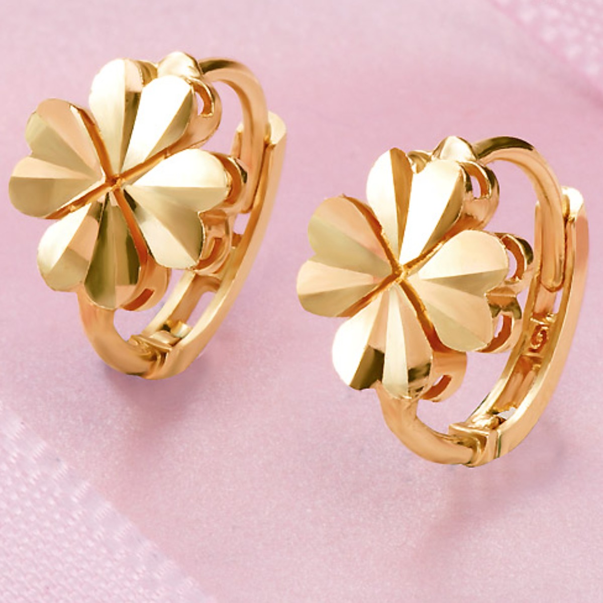 골드앤 14K 럭키클로버 귀걸이 395,900원