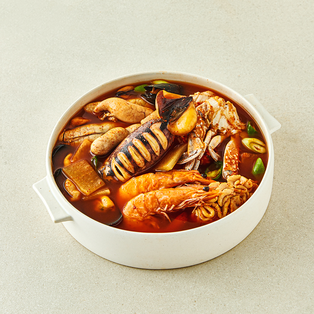 [로켓프레시] 바다자리 통오징어 해물탕 + 야채소스 씨키트 3~4인분, 800g, 1개 17,900원