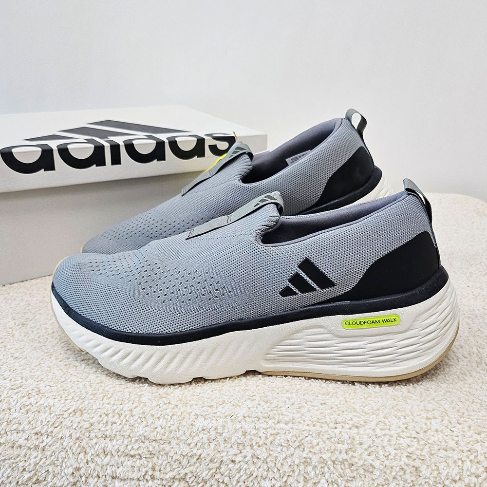 아디다스 남녀공용 런닝화 경량 운동화 여성 남성 클라우드폼 가벼운 달리기, 현재가 58,900원