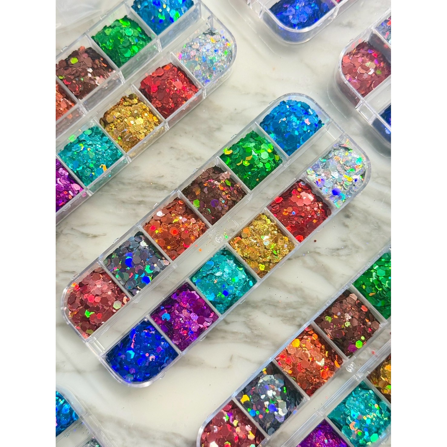홀로그램 글리터 육각 12색 빤짝이 네일글리터 레진글리터 네일재료 레진재료, 1개, 1SET(12색깔) 2,800원