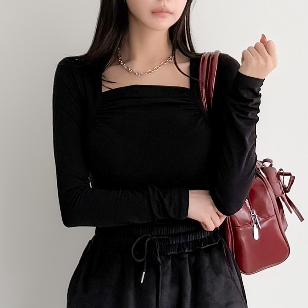 글램디브 루세바 넥라인셔링 롱슬리브 티셔츠 AA1158 23,900원