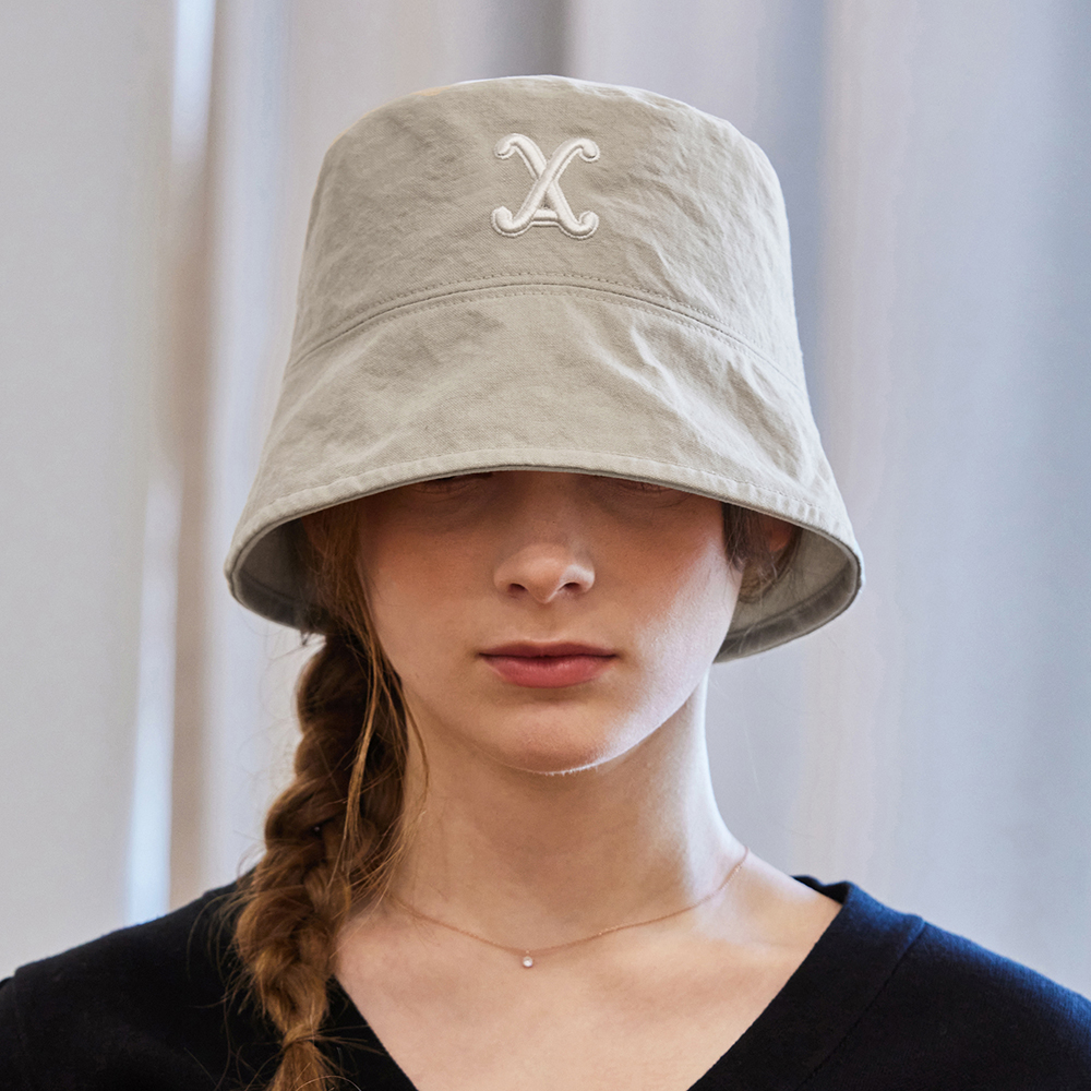 바잘 VA 커브드 3D 로고 드롭 버킷햇 39,330원