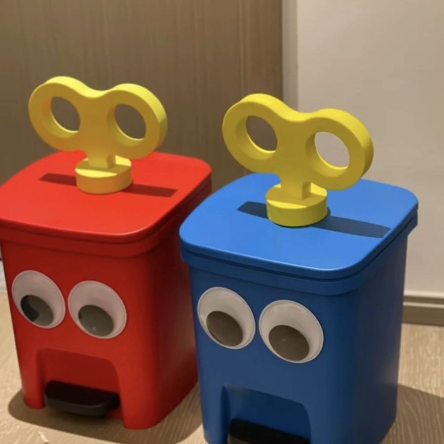 유니픽스 귀여운 디자인 페달 휴지통 미니 인테리어 다용도 쓰레기통 22,200원