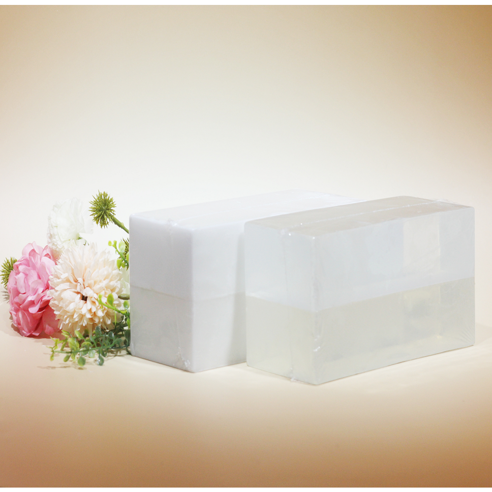 엔피솝 비누베이스20kg(화이트10Kg+투명10Kg) 비누베이스 63,000원