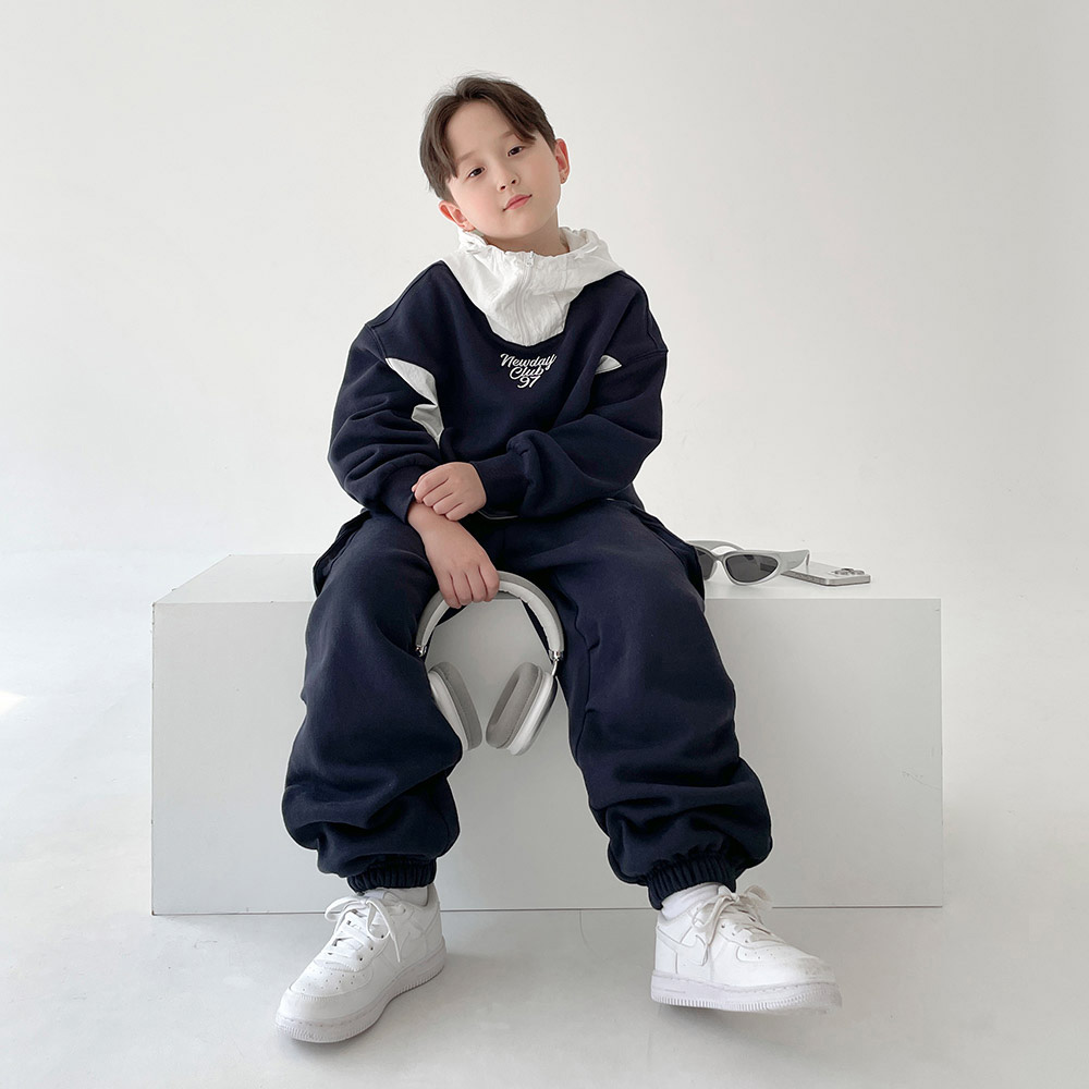 베리클로젯 주니어 기모 크래프트 오버핏 상하세트 59,800원