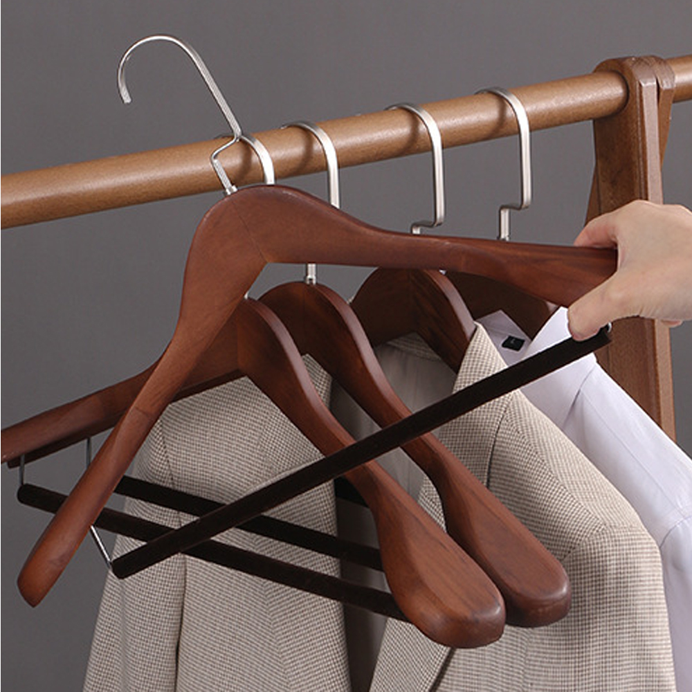 오마땅 원목 정장 옷걸이 어깨뿔방지 논슬립 39cm 49,000원