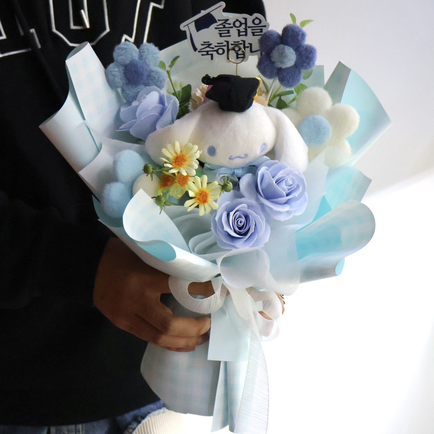 블루밍가든 학사모 인형꽃다발, 1개, 시나모롤 29,900원