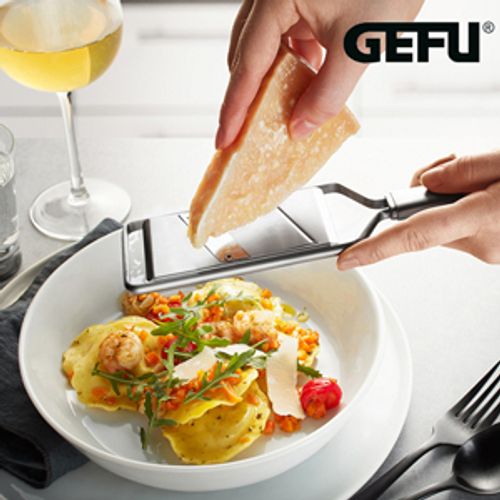 게푸 고메 슬라이서 프라임라인 (플라스틱 커버에 흠집) 44,000원