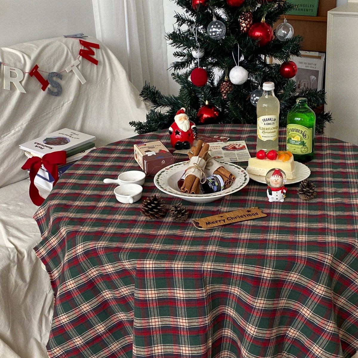 Mokhwaberry 크리스마스식탁보 연말파티테이블보, GREEN그린, 1개 25,000원