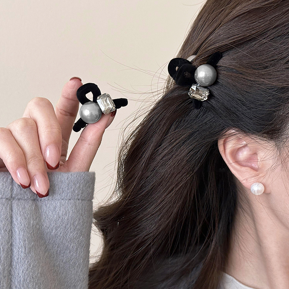 걸핀스 펄앤큐빅 포인트 집게핀 2p 1602 5,900원