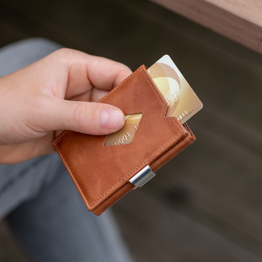 익센트리 멀티지갑3종 택1 반지갑 172,000원