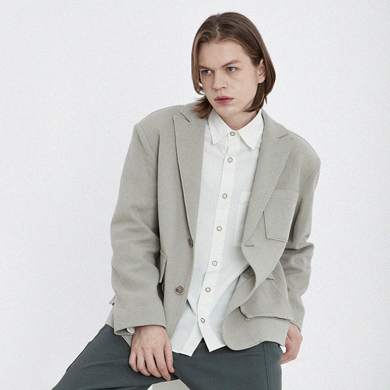 커스텀어스 남성용 입체 포켓 투버튼 자켓 CXS24FWJK807 147,920원