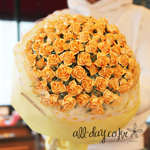 올데이 황금 무지개 종이장미 꽃 다발(100송이재료패키지), 1set 27,900원