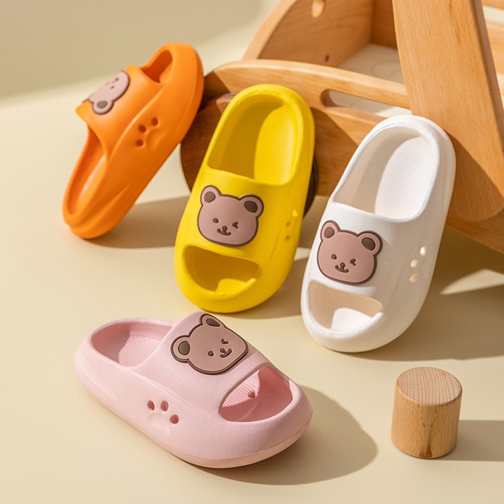 꾸미 큐티스타일 윙크곰슬리퍼 아동슬리퍼 실내화 욕실화 160-210사이즈 6,900원