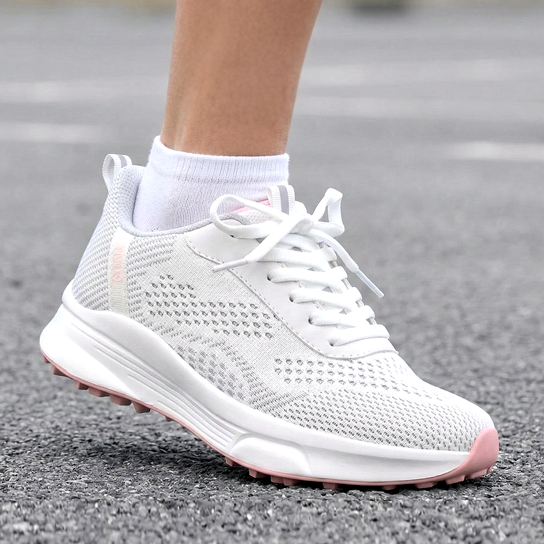 에버라스트 발편한 경량 워킹화 메쉬 쿠션 미끄럼방지 논슬립 운동화 트레일 러닝화 여성 남성 스크린 연습용 골프화 스파이크리스 골프운동화 47,500원