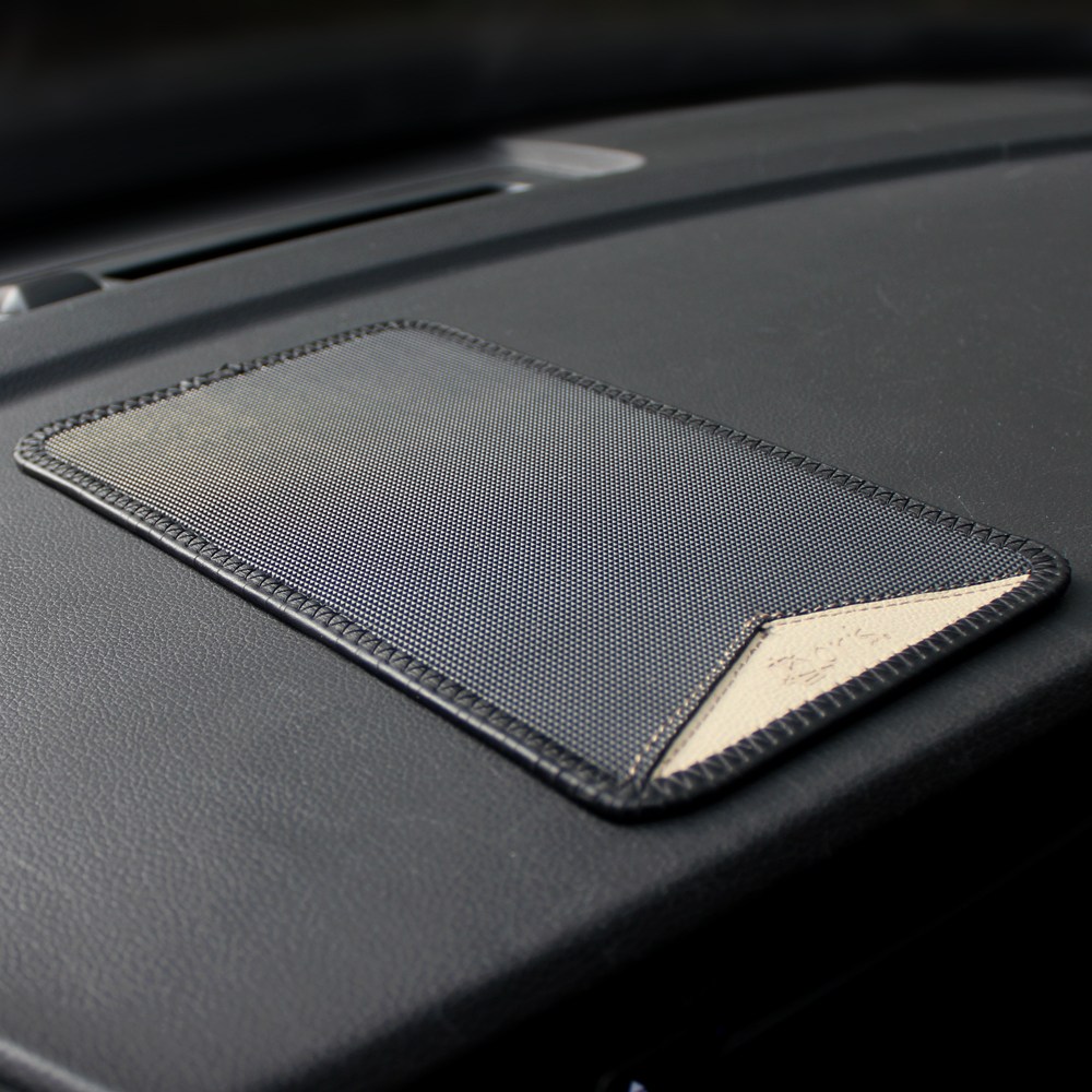 코리스 스퀘어 셀 차량용 논슬립 패드, 컵받침 카본패드세트 8,300원