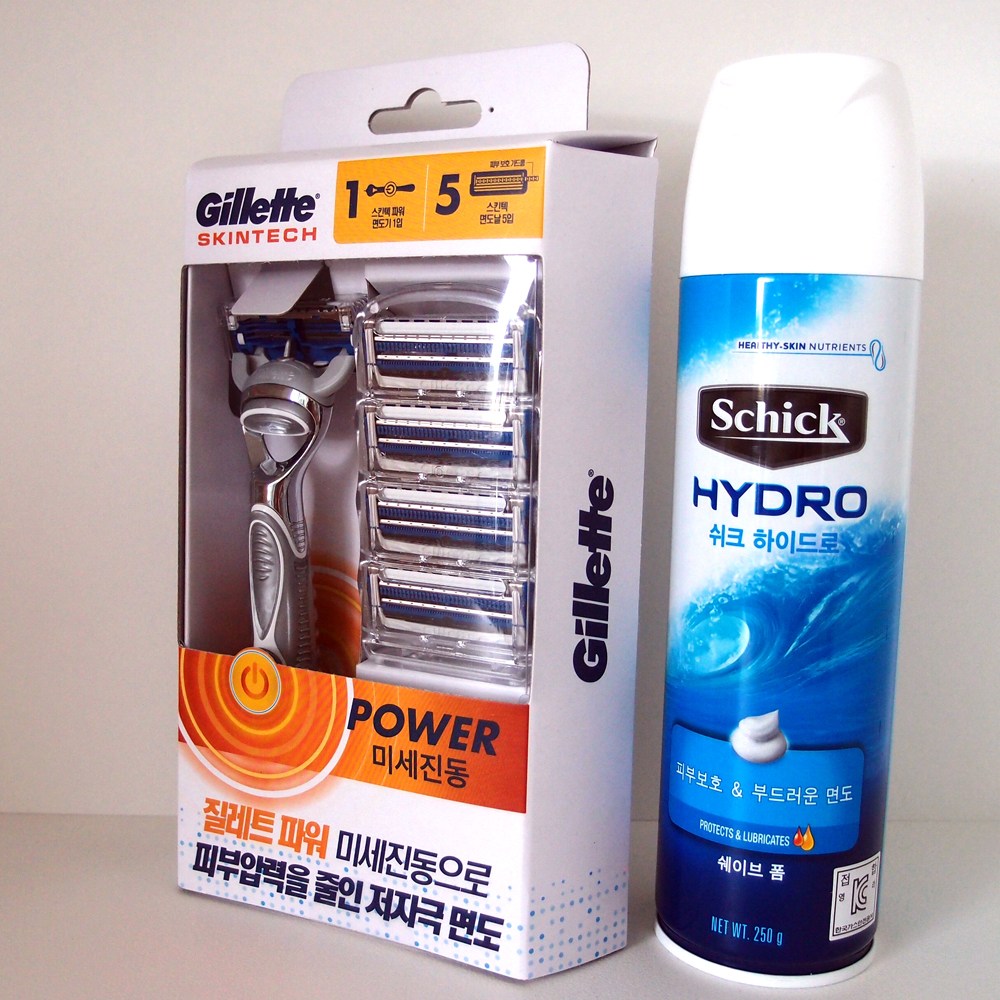 질레트 스킨텍 파워면도기+스킨텍면도날5입+쉐이브폼(250g) 37,000원
