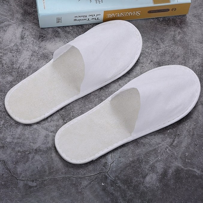 일회용 부직포 슬리퍼 호텔 손님용 실내화 보급형 막힘형 100켤레 16,590원