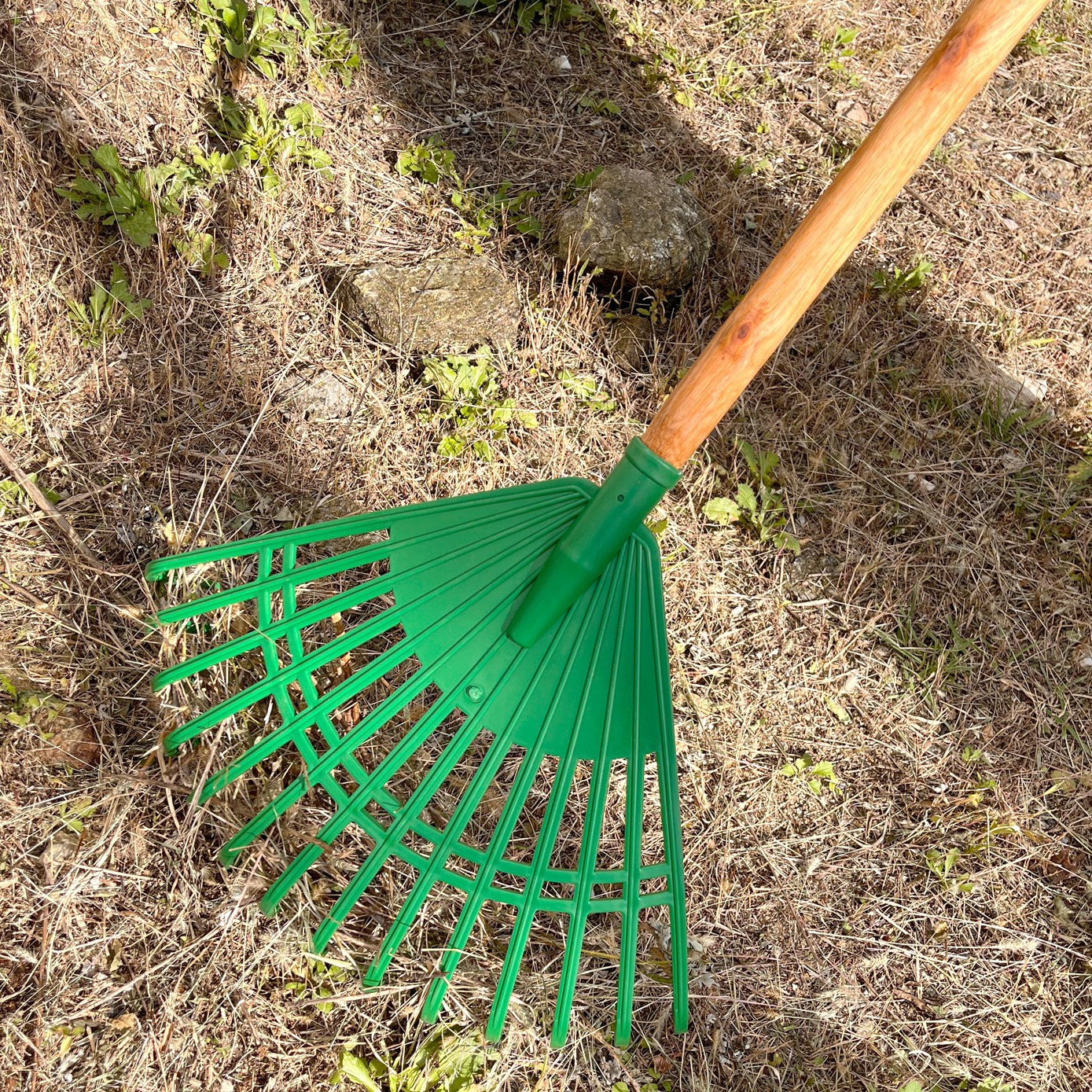 플라스틱 갈퀴(대형) 낙엽제거 갈퀴 잡초제거갈퀴, 1개 9,900원