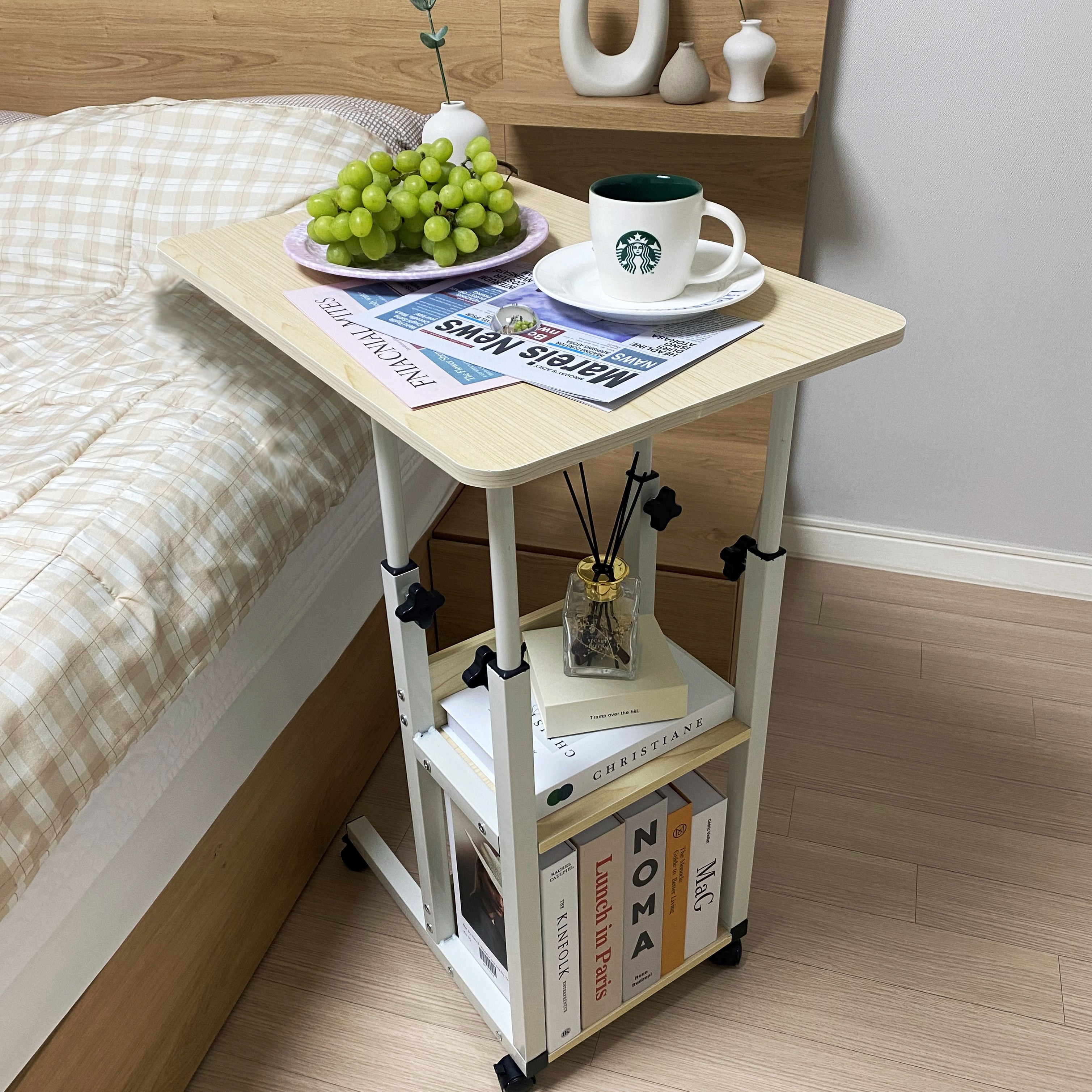 무니타 침대 사이드테이블 이동식 미니 식탁, 메이플 43,000원