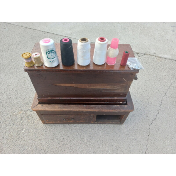 골동품 미씽 미싱 일제시대미싱 미싱기 실타래 일체판매 중고품 365,750원