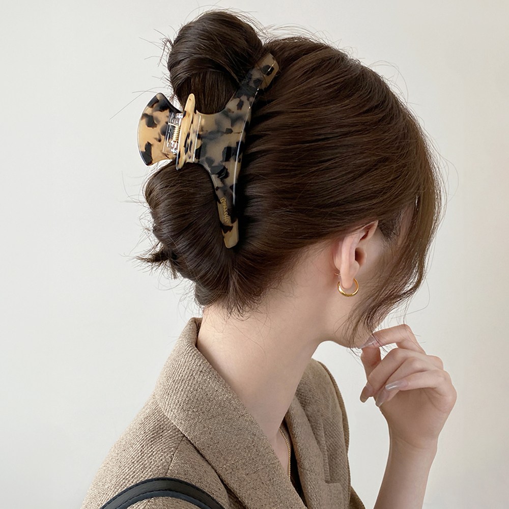 미다미 아세테이트 셀룰로오스 라운드 헤어 그립 올립머리 집게핀 13,900원