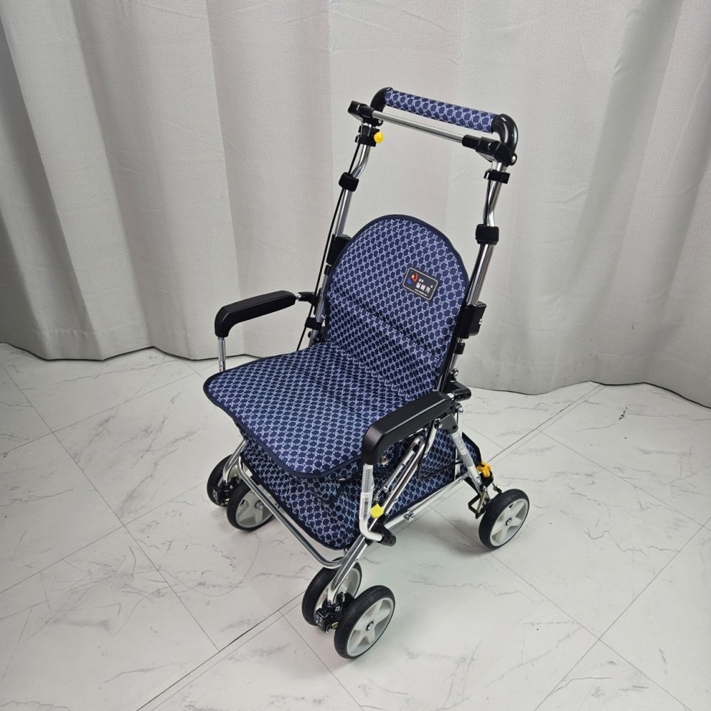 국산 가벼운 노인유모차 보행용 높이조절 의자겸용 실버카 아라 할머니보행기 신상 보행보조기 어르신유모차 보행차 장기요양등급 복지용구 308,000원