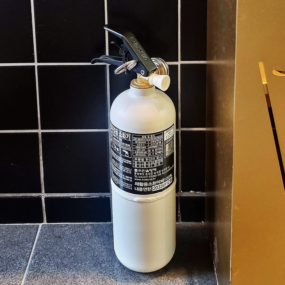차량용소화기 0.7kg ABC분말 축압식 자동차겸용 가정용 캠핑용 국산, 1개, 0.7kg 22,300원