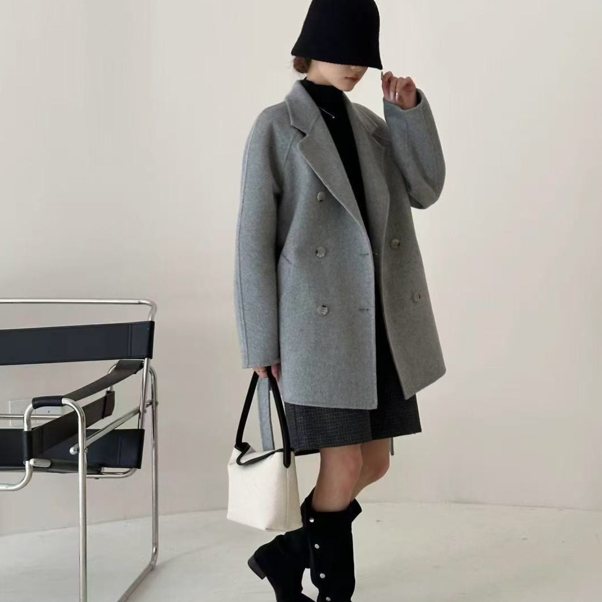 [C&D] 3color 노치드 라펠 카라 더블 브레스트 울 핸드메이드 오버핏 하프 코트 89,000원