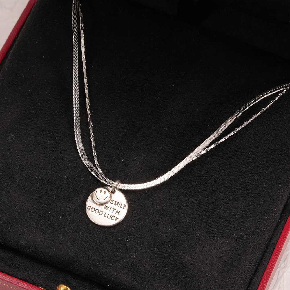 오누이디스플레이 스마일 코인 목걸이 여성 은도금 행운 펜던트 스네이크 체인 데일리 목걸이 23,900원