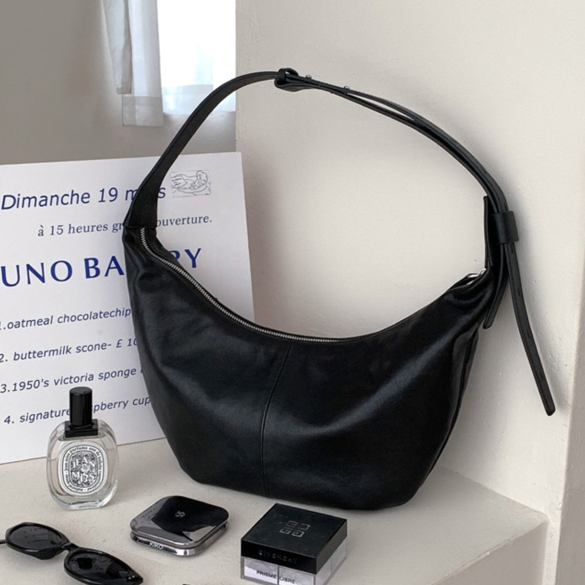 D.I.O 명품 최고급 럭셔리 양가죽 미니 크로스백 만두백 169,000원