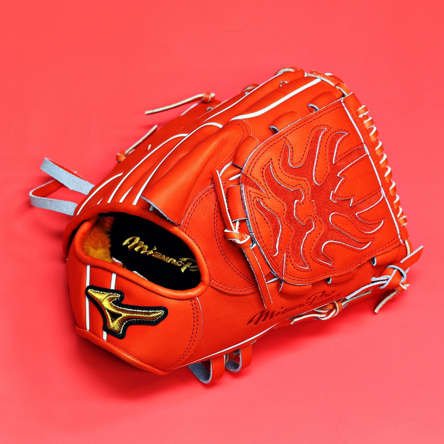 미즈노 프로 오더 BSS 프리미엄셀렉션 23년 신형 마에다켄타 투수글러브 (스플오렌지) 1,290,000원