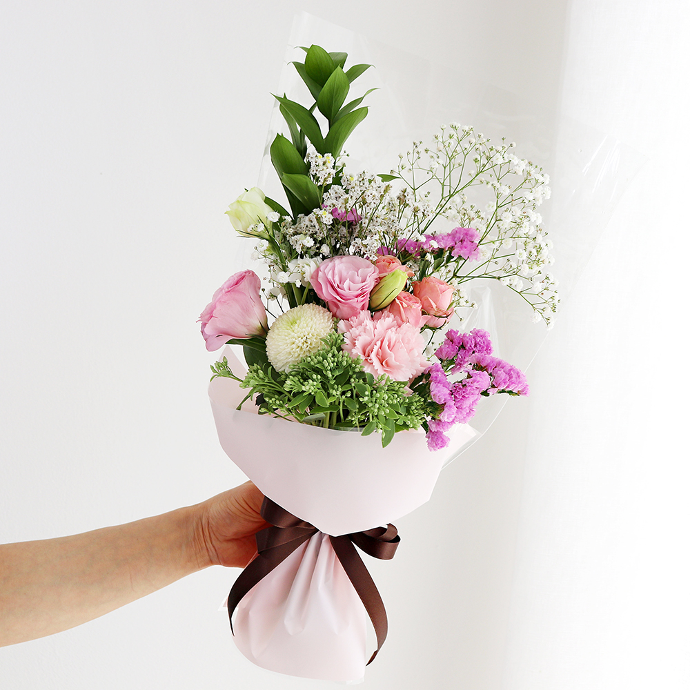 [로켓프레시] 블뤼엔 생화 초이스 + 소재 꽃다발 세트 18,900원