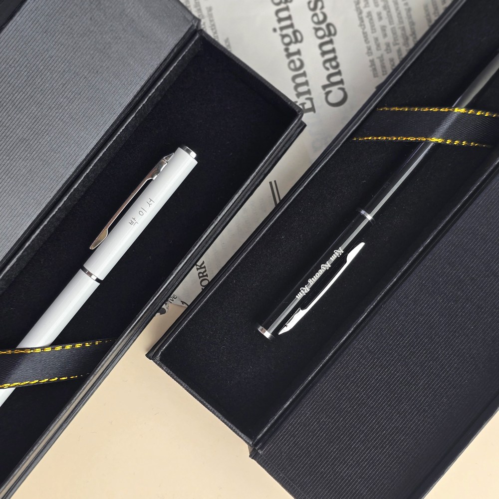 각인볼펜 로고각인 선물용볼펜 행사 홍보 호텔용 답례품 (무료각인+고급케이스), 슬림펜 블랙, 1개 4,800원