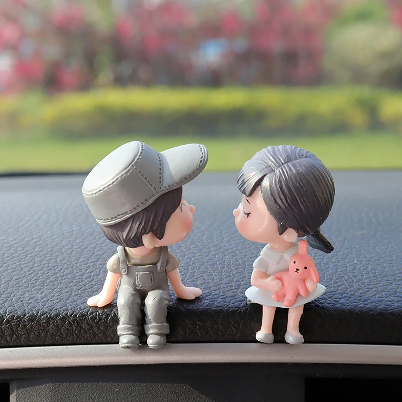 귀여운 만화 로맨틱 커플 자동차 장식 액세서리 풍선 인형 장식 자동차 인테리어 대시 보드 액세서리 선물 6,000원