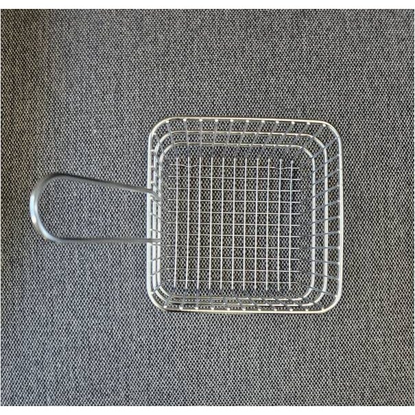 국산 법랑캐니스터 법랑사각냄비 이유식냄비 인덕션냄비 라면냄비 밀크팬, 1개, 사각튀김망, 16cm 8,500원