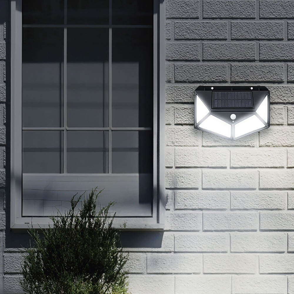 레나에너지 태양광 인체감지 센서 야외정원 벽 삼각 가로등 4,590원