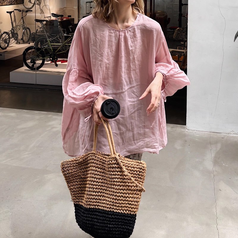 퀸앤조이 린넨의 계절 로니에 스트링 벌룬소매 블라우스 75,800원