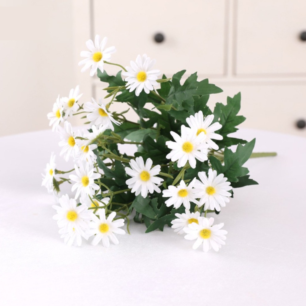 하스몰 조화 리얼 러블리 데이지 2묶음 꽃다발, 화이트, 1개 8,900원