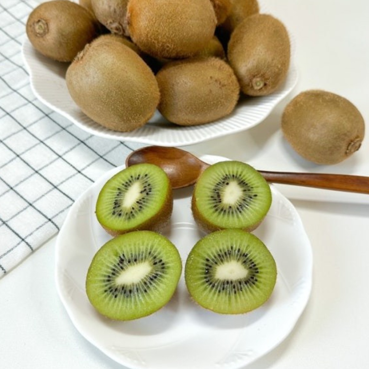 [꿀당도] 친환경 그린키위 참다래 2kg, 1박스, 소과 2kg (28과 내외) 15,900원