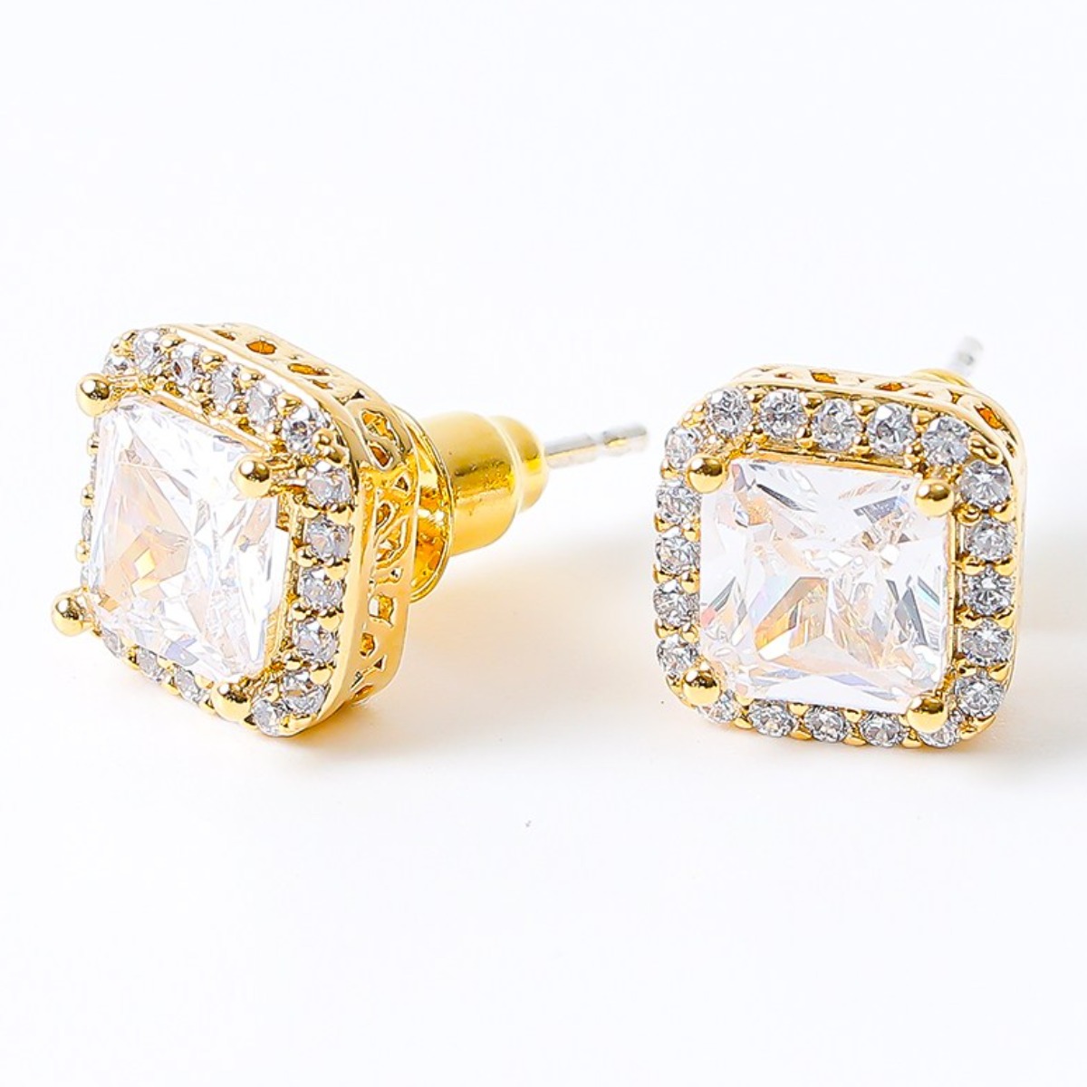 루블리 다이아몬드 글로우 귀걸이 스퀘어 브라스 플래티넘 18k 도금 여자 선물 케이스 포함 102,000원