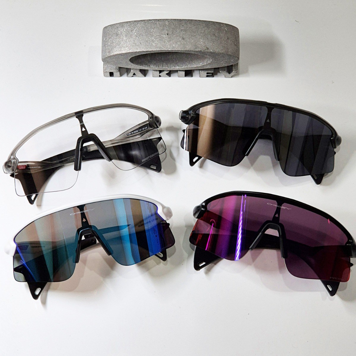 오클리 스턴트 데빌S 9518 선글라스 프리즘 변색 렌즈 러닝 테니스 골프 등산, 1개, 02.무광 블랙 / 프리즘 로드 렌즈 262,200원