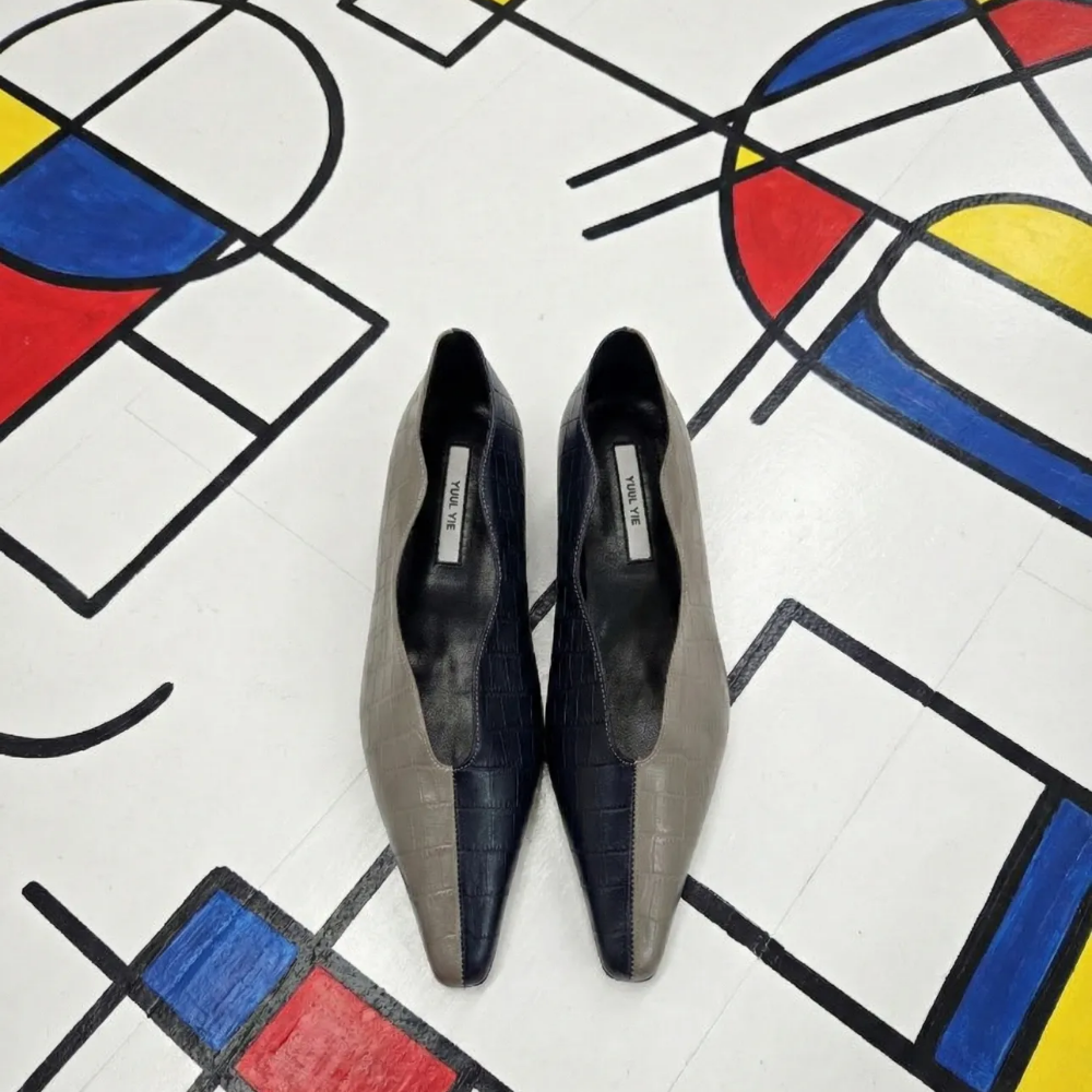 조은킹 율이에 F087 플랫슈즈 베이지+네이비 소가죽크록 250mm 큰발여성 75,600원