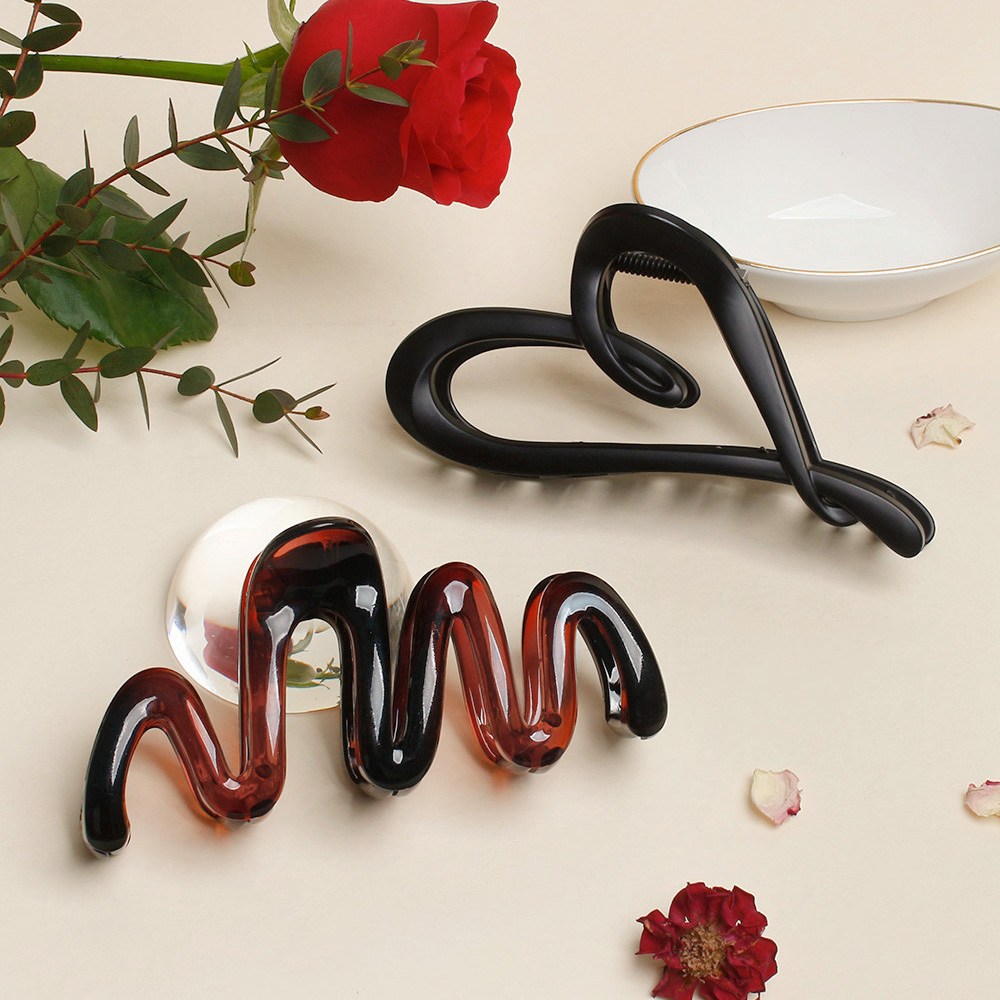 초콜리트쥬얼리 [단독구성] 2개 1세트 모브 13cm 물결 빅사이즈 올림머리 헤어 하트 집게핀 - 2style 8,900원