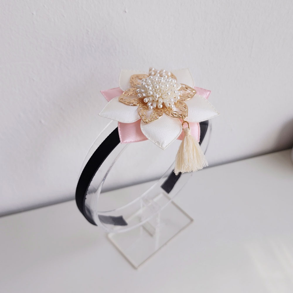 쭌쥬니네 잔꽃 테슬 배씨 머리띠 국내제작 9,900원