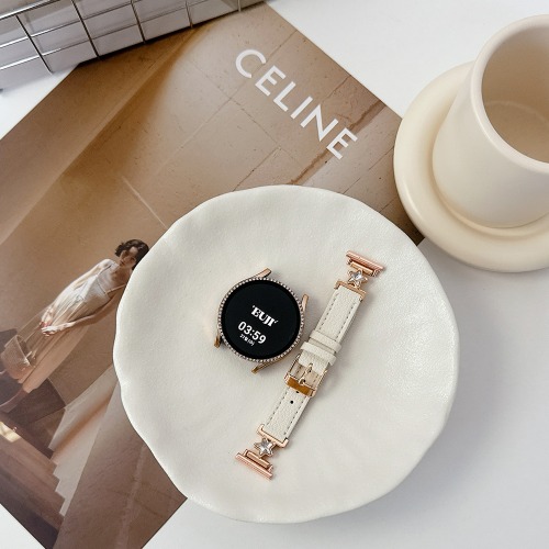 이유지 갤럭시워치 러블리 별포인트 스타큐빅레더 가죽스트랩 여성 줄질 20mm호환, 크림화이트(실버커넥터) 24,900원