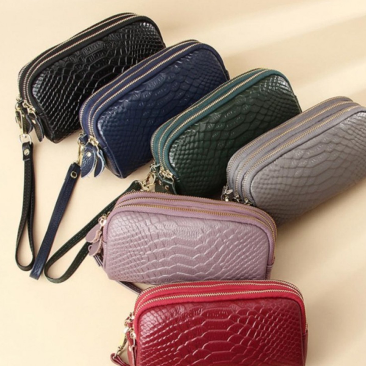 여성지갑 지갑 소가죽 3 대용량지갑 클러치백 롱 쓰리 핸드 지퍼 소가죽클러치백 대용량 54,040원