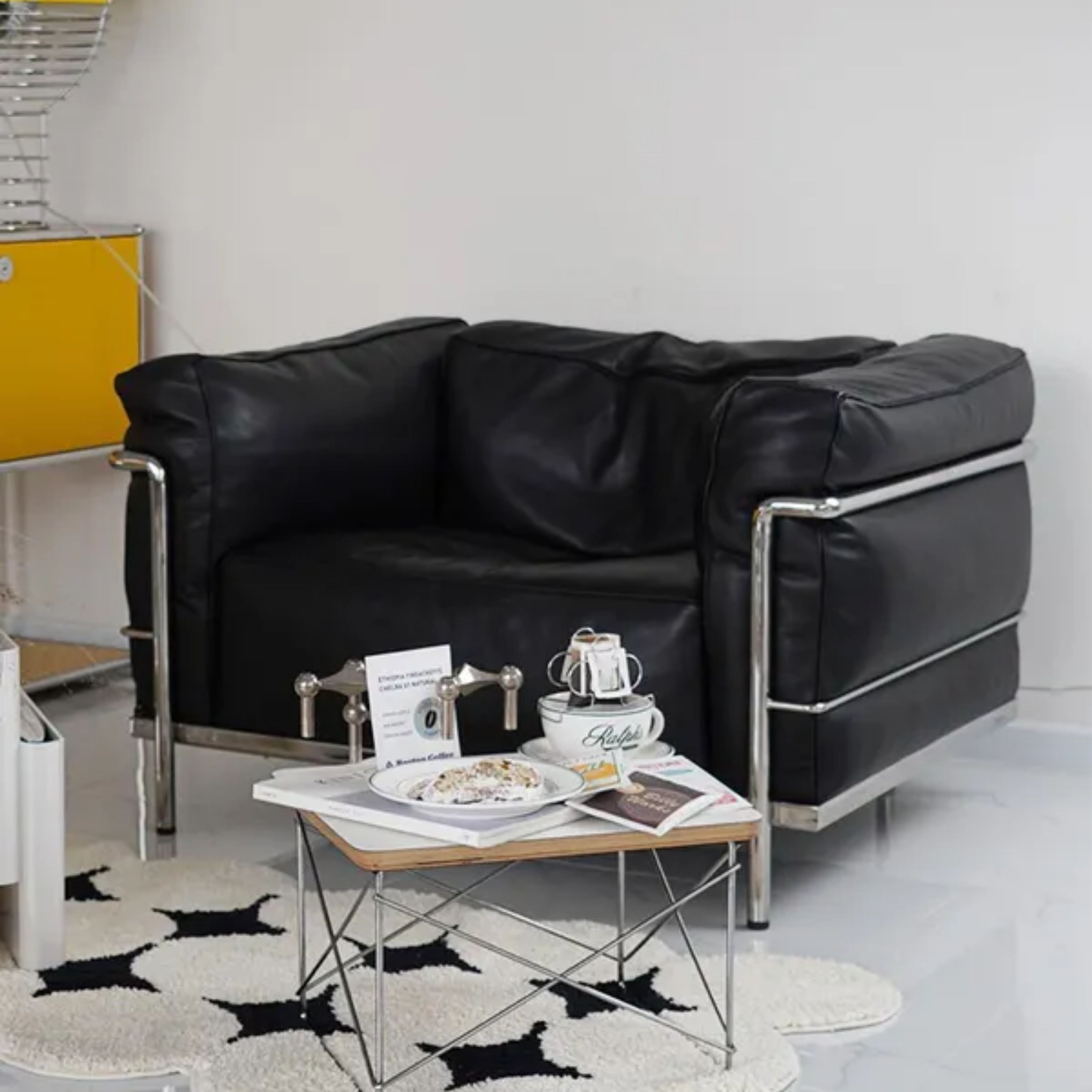 Belleso 모던 클래식 소파 LC3 미드센추리 빈티지 디자인 쇼파 카페 호텔 병원 라운지 메탈프레임 가죽 1인용 2인용 3인용 580,000원