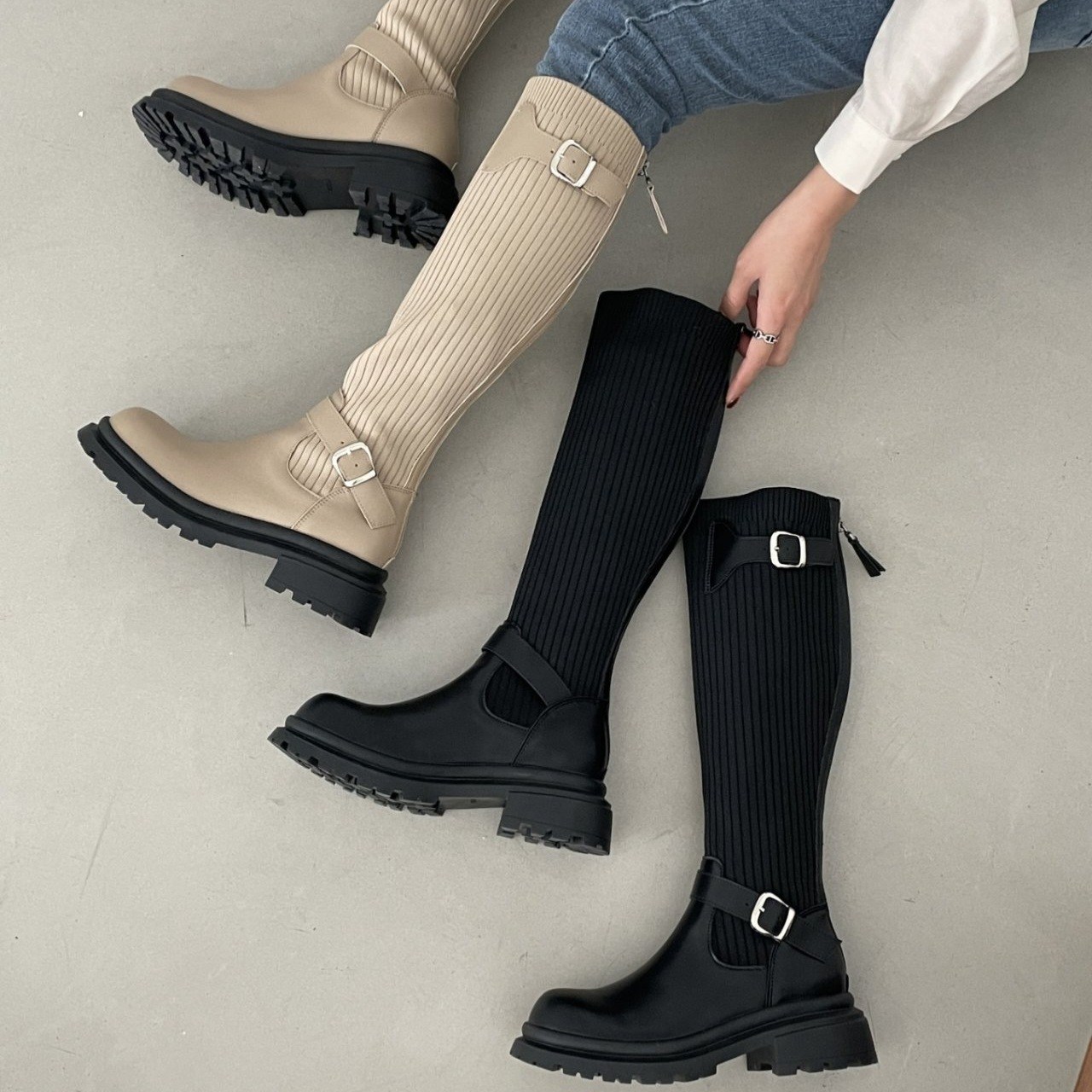 블랑쉬엘 26봄신상 가죽 스판 니트 배색 5cm 러그솔 라운드토 롱부츠 72,000원